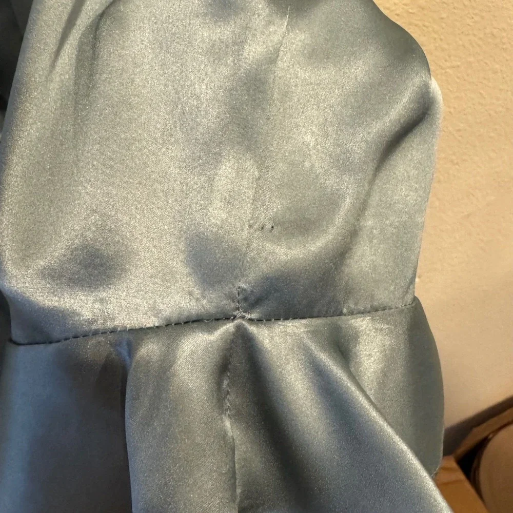 Anne Klein AK Silk Ruffle Front Blouse Dusty Blue‎ Grey Satin Top Size (4)